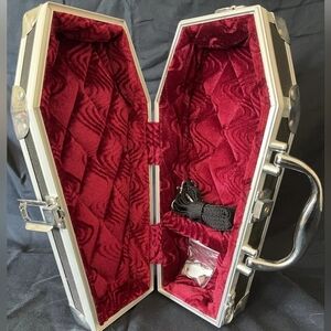 Y2k goth coffin case metal purse killstar hot topic rave vintage tripp emo